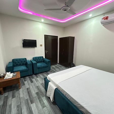 Decent Lodge Guest House Islamabad Exterior foto