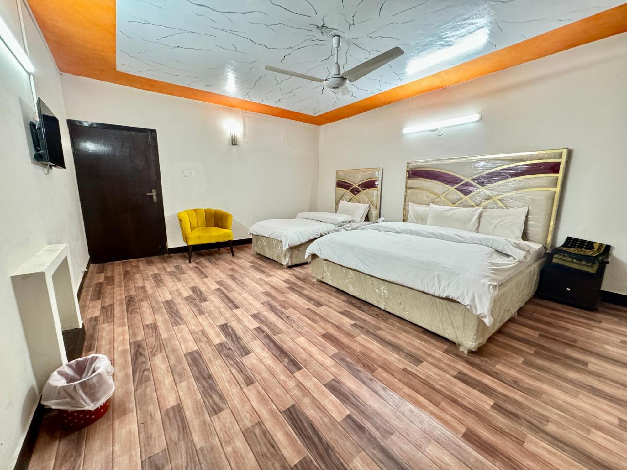 Decent Lodge Guest House Islamabad Exterior foto